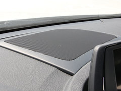 2014款 220i 2.0T 运动设计套装