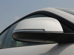 2014款 220i 2.0T 运动设计套装