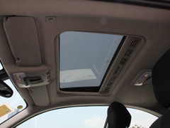 2014款 220i 2.0T 运动设计套装