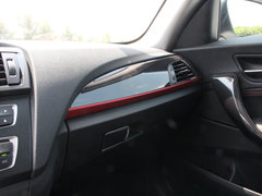2014款 220i 2.0T 运动设计套装