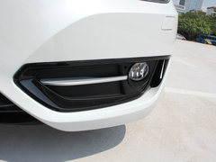 2014款 220i 2.0T 运动设计套装