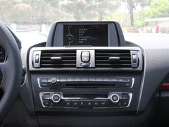 2014款 220i 2.0T 运动设计套装