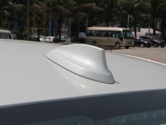 2014款 220i 2.0T 运动设计套装