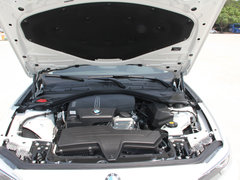2014款 220i 2.0T 运动设计套装