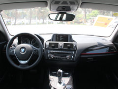 2014款 220i 2.0T 运动设计套装