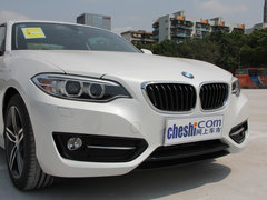 2014款 220i 2.0T 运动设计套装