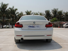 2014款 220i 2.0T 运动设计套装