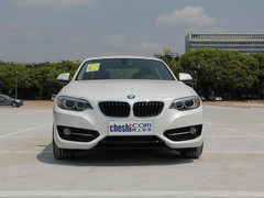 2014款 220i 2.0T 运动设计套装