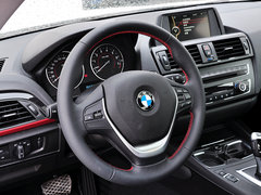 2014款 220i 2.0T 运动设计套装