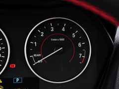 2014款 220i 2.0T 运动设计套装