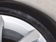 2014款 1.5L 手动 舒适型 5座