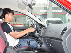 2014款 1.5L 手动 舒适型 5座