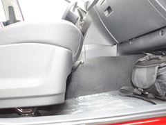 2014款 1.5L 手动 舒适型 5座