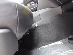 2014款 1.5L 手动 舒适型 5座