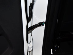 2014款 1.5L 手动 舒适型 5座