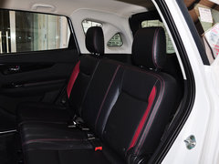 2014款 1.5L 手动 舒适型 5座