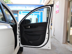 2014款 1.5L 手动 舒适型 5座