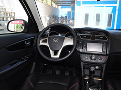 2014款 1.5L 手动 舒适型 5座