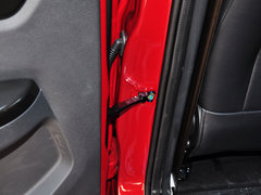 2014款 1.5L 手动 舒适型 5座