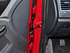 2014款 1.5L 手动 舒适型 5座