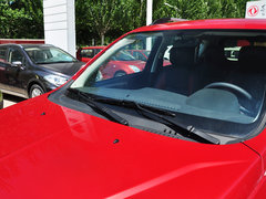 2014款 1.5L 手动 舒适型 5座