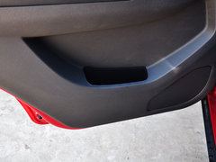 2014款 1.5L 手动 舒适型 5座