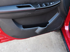 2014款 1.5L 手动 舒适型 5座