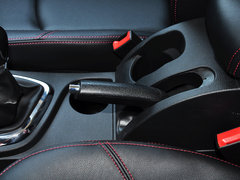 2014款 1.5L 手动 舒适型 5座