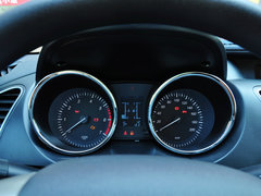 2014款 1.5L 手动 舒适型 5座