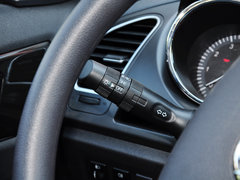 2014款 1.5L 手动 舒适型 5座