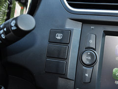 2014款 1.5L 手动 舒适型 5座