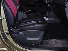 2014款 1.5L 手动 舒适型 5座