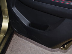 2014款 1.5L 手动 舒适型 5座