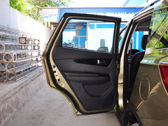 2014款 1.5L 手动 舒适型 5座
