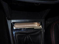 2014款 1.5L 手动 舒适型 5座