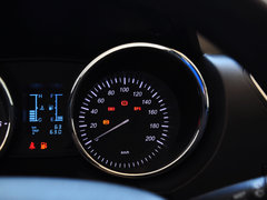 2014款 1.5L 手动 舒适型 5座