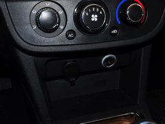 2014款 1.5L 手动 舒适型 5座
