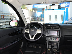 2014款 1.5L 手动 舒适型 5座