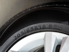 2014款 1.5L 手动 豪华型 5座