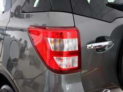 2014款 1.5L 手动 豪华型 5座