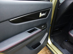 2014款 1.5L 手动 尊贵型 5座