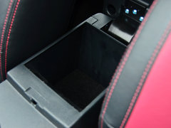 2014款 1.5L 手动 尊贵型 5座