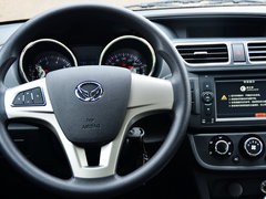 2014款 1.5L 手动 尊贵型 5座