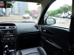 2014款 1.5L 手动 尊贵型 5座