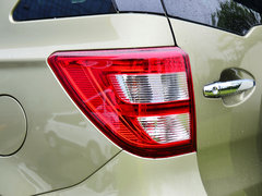 2014款 1.5L 手动 尊贵型 5座