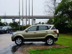 2014款 1.5L 手动 尊贵型 5座