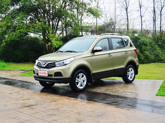 2014款 1.5L 手动 尊贵型 5座