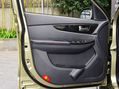 2014款 1.5L 手动 尊贵型 5座