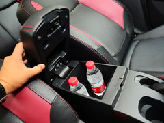 2014款 1.5L 手动 尊贵型 5座