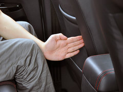 2014款 1.5L 手动 舒适型 7座